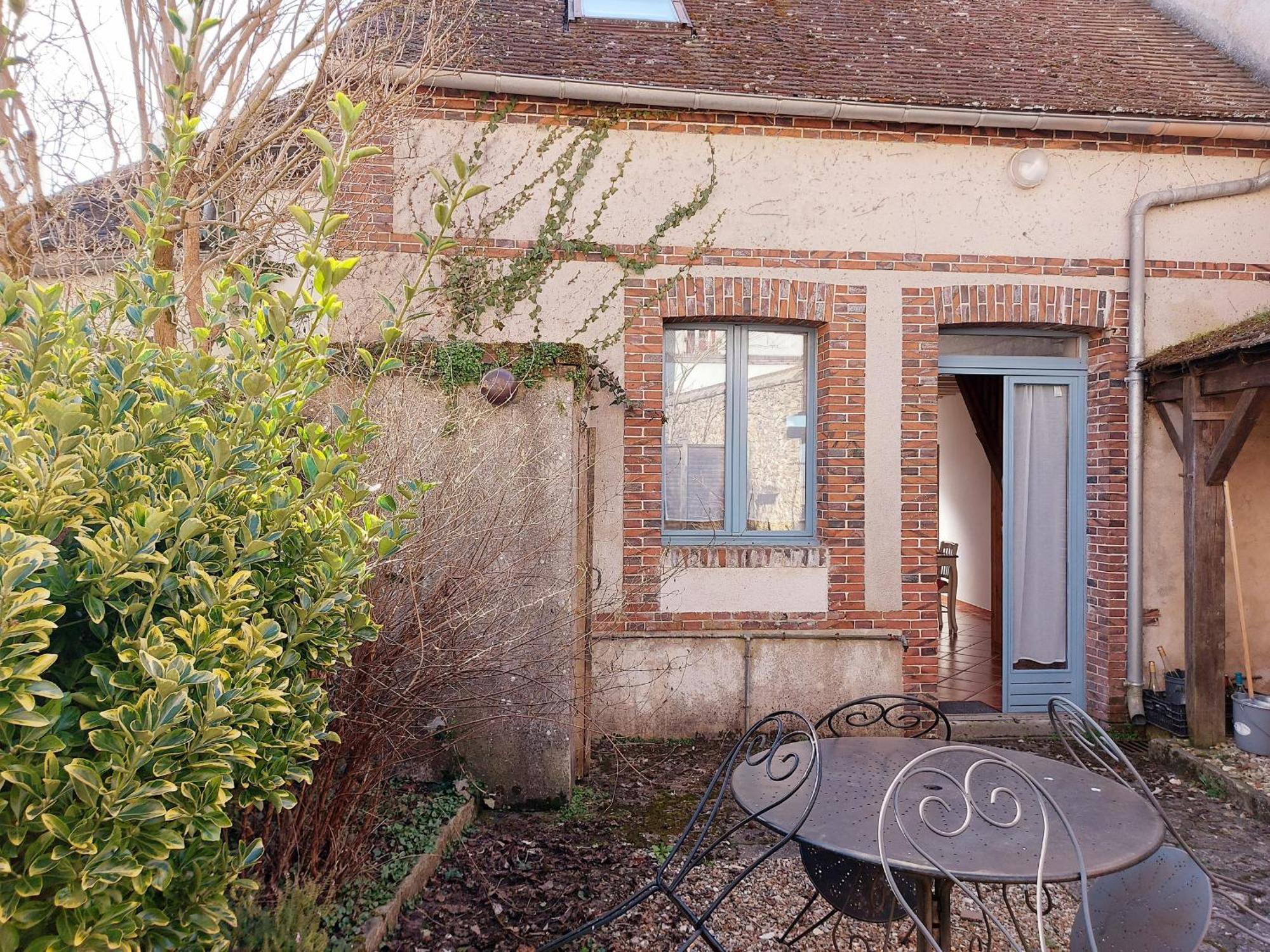 Parfait Pour Les Amoureux De La Nature: Maison 2 Chambres Avec Jardin, Proche Foret Et Chateau - Fr-1-581-74 Senonches Luaran gambar