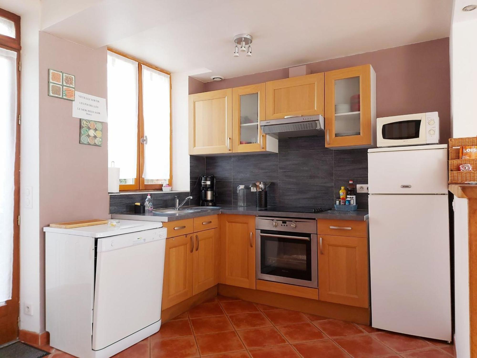 Parfait Pour Les Amoureux De La Nature: Maison 2 Chambres Avec Jardin, Proche Foret Et Chateau - Fr-1-581-74 Senonches Luaran gambar